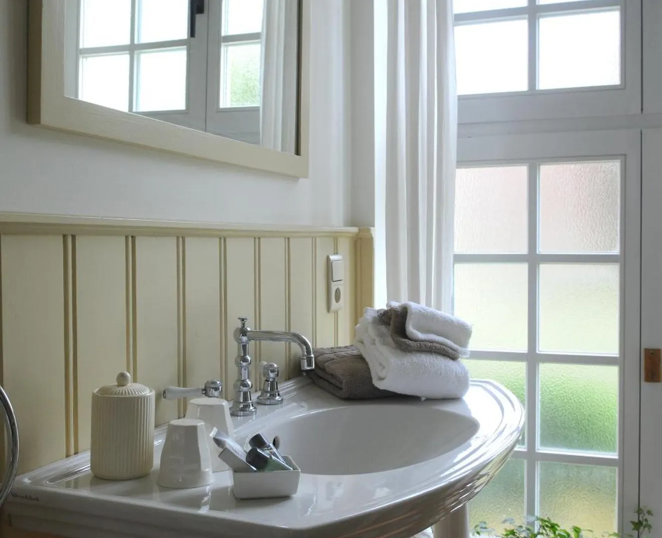 **** Guest house B&B Number 11 Exclusive Guesthouse Bruges Belgium